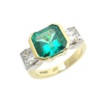 18ct Yellow & White Gold Vivid Green Colombian Emerald & Twin Princess Diamonds